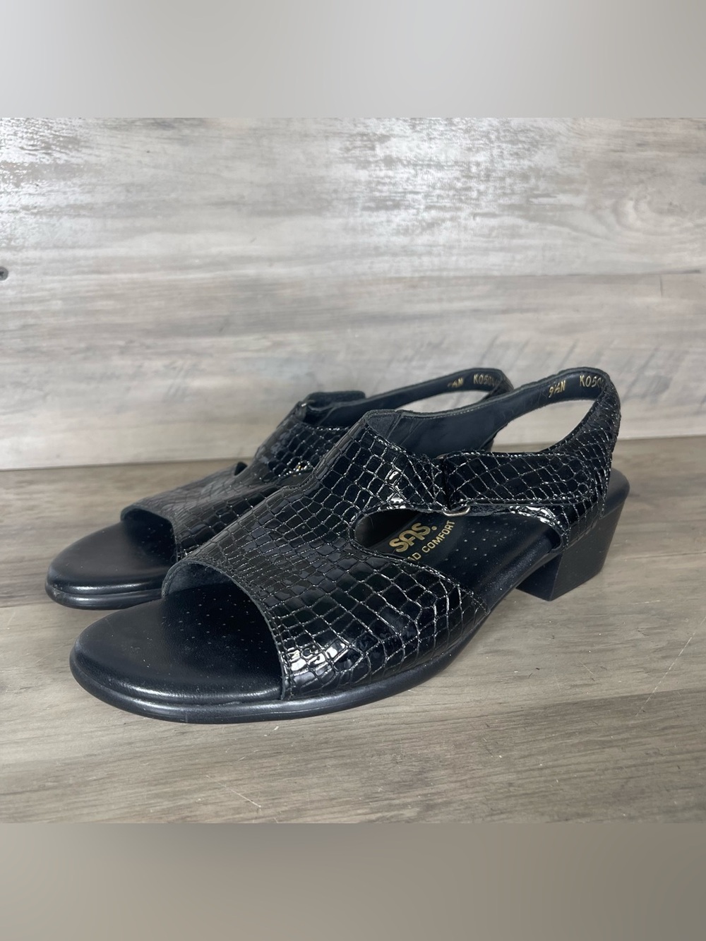 SAS Suntimer Heel Sandal Womens 9.5N Black Patent Croc Textured Comfort Open Toe